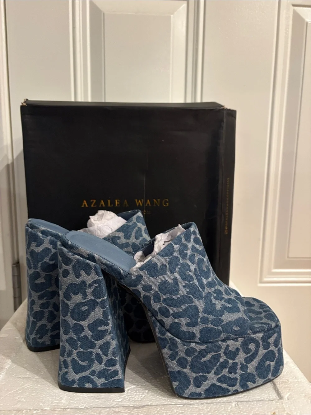 Azalea Wang Denim Leopard Platform Mule - Blue